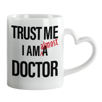 Trust me, i am (almost) Doctor, Κούπα καρδιά χερούλι λευκή, κεραμική, 330ml