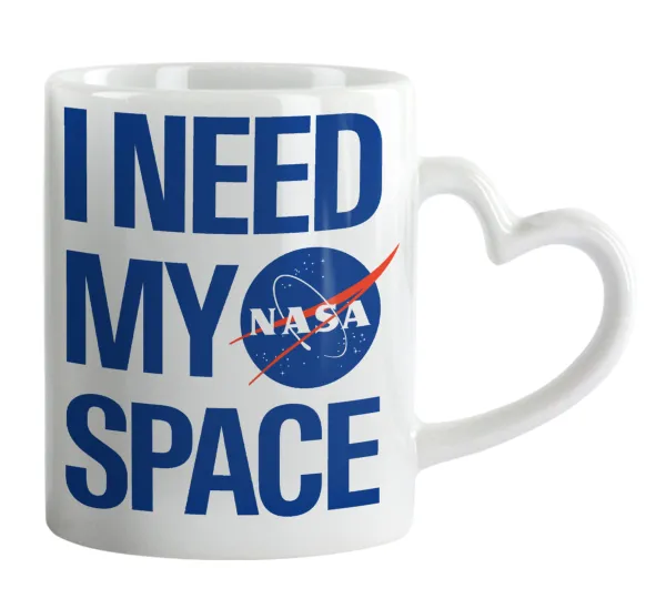 I need my space — Κούπα καρδιά χερούλι λευκή, κεραμική, 330ml