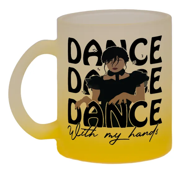 Wednesday dance dance dance — Κούπα γυάλινη δίχρωμη με βάση το κίτρινο ματ, 330ml