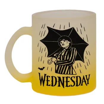 Wednesday Addams, Κούπα γυάλινη δίχρωμη με βάση το κίτρινο ματ, 330ml