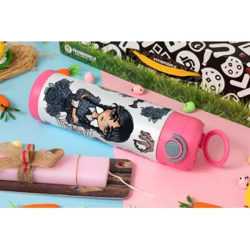 Wednesday and Enid Sinclair, Πασχαλινή Λαμπάδα με Παιδικό παγούρι θερμό, ανοξείδωτο, με καλαμάκι ασφαλείας, ΡΟΖ (500ml)