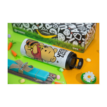 Γουίνι το Αρκουδάκι , Πασχαλινή Λαμπάδα με Travel Tumbler θερμό με διπλό καπάκι (600ml, BPA free) & κερί αρωματικό πλακέ (30cm) (ΤΙΡΚΟΥΑΖ)