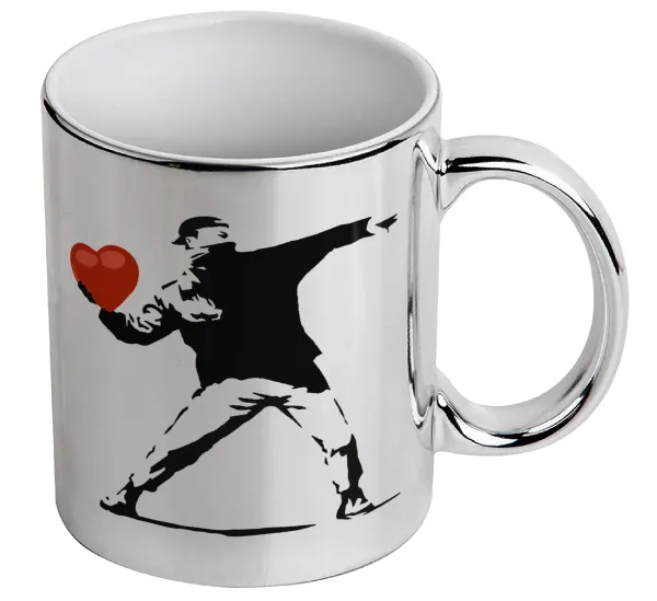 Banksy (The heart thrower) — Mug ceramic, silver mirror, 330ml
