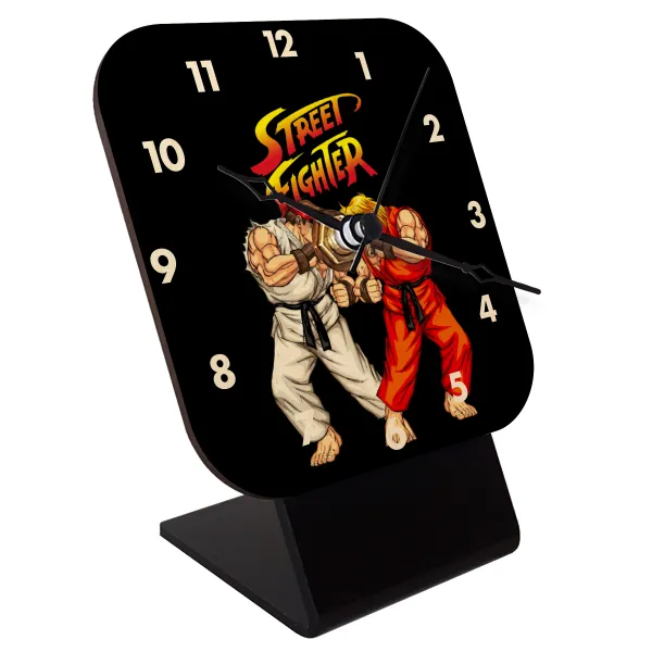 Street fighter — Quartz Table clock in natural wood (10cm)