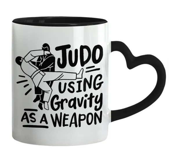 Judo using gravity as a weapon — Κούπα καρδιά χερούλι μαύρη, κεραμική, 330ml