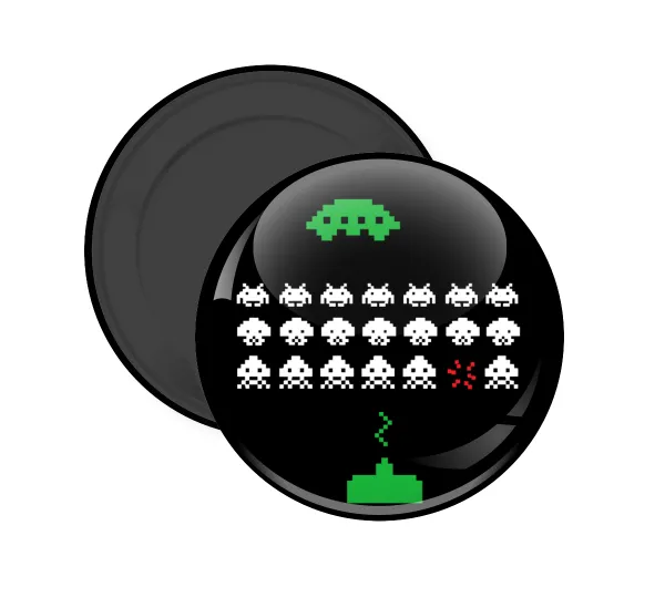 Space invaders — Round fridge magnet, 5cm