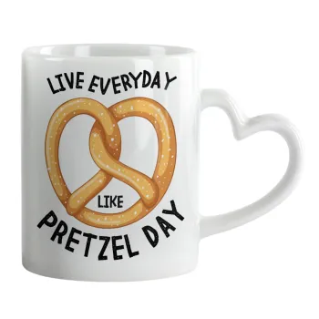 The office, Live every day like pretzel day, Κούπα καρδιά χερούλι λευκή, κεραμική, 330ml
