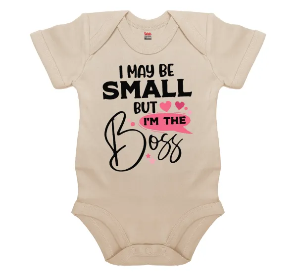 I may be small but I'm the boss — Short-sleeve baby bodysuit, 0-18 months, natural (ecru), 100% organic cotton