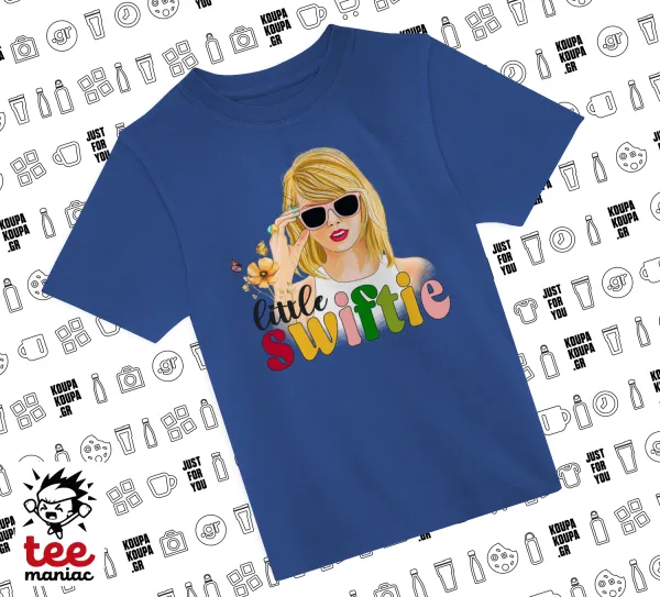 Little Swiftie — ΜΠΛΕ Παιδικό T-Shirt από 100% βαμβάκι, για κάθε μέρα. Vegan & OEKO-TEX πιστοποιημένο.