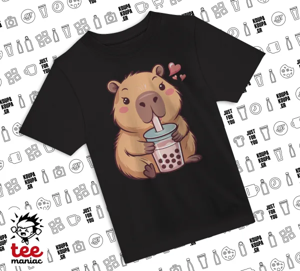 Capybara Bubble Tea — ΜΑΥΡΟ Άνετο παιδικό T-Shirt από 100% βαμβάκι, για κάθε μέρα. Vegan & OEKO-TEX πιστοποιημένο.