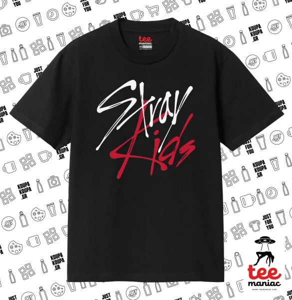 Stray Kids — ΜΑΥΡΟ Κλασικό T-Shirt, διπλής ραφής, χωρίς πλευρικές ραφές από 100% βαμβάκι. Vegan & OEKO-TEX πιστοποιημένο.