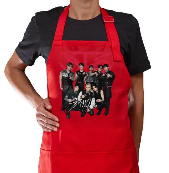 Stray Kids k-pop band — Κόκκινη Ποδιά μαγειρικής με τσέπες (ΕΝΗΛΙΚΩΝ)