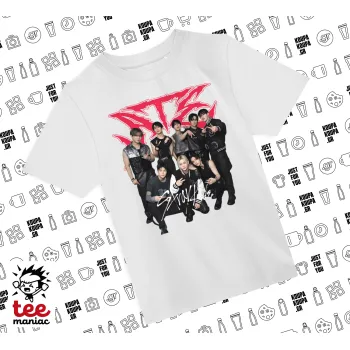 Stray Kids k-pop band, Άνετο παιδικό T-Shirt ΛΕΥΚΟ από 100% βαμβάκι, για κάθε μέρα. Vegan & OEKO-TEX πιστοποιημένο.