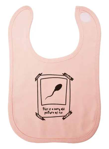 This is A Very Old Picture Of Me — Baby bib with velcro, pink, 100% organic cotton (0-18 months)