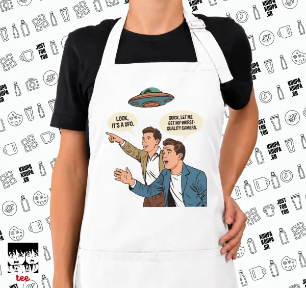 Look! It's a UFO — White chef's cooking apron with pockets (adult, white)