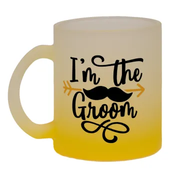 I'm the groom mustache, Κούπα γυάλινη δίχρωμη με βάση το κίτρινο ματ, 330ml