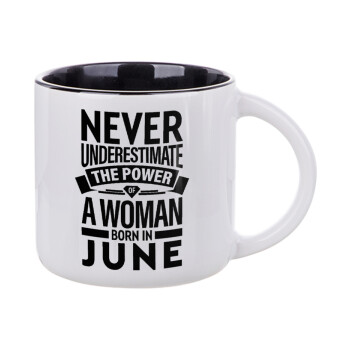 Never Underestimate the poer of a Woman born in..., Κούπα κεραμική 400ml Λευκή/Μαύρη