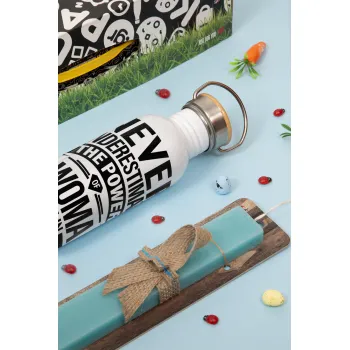 Never Underestimate the poer of a Woman born in..., Πασχαλινή Λαμπάδα με παγούρι μεταλλικό (620ml, stainless steel) & κερί αρωματικό πλακέ (30cm) (ΤΙΡΚΟΥΑΖ)